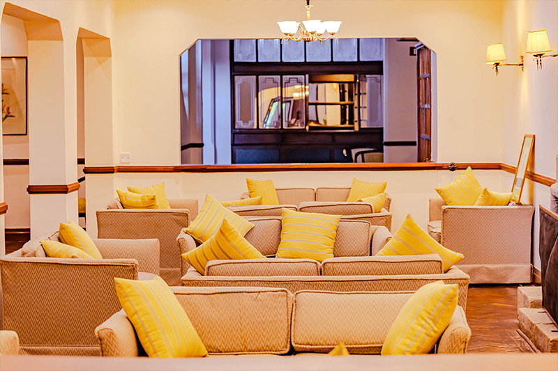 Outspan Hotel image 1