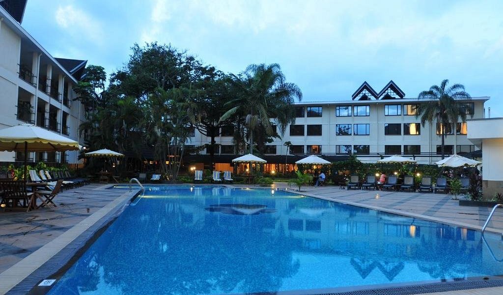 Jacaranda Hotel image 2