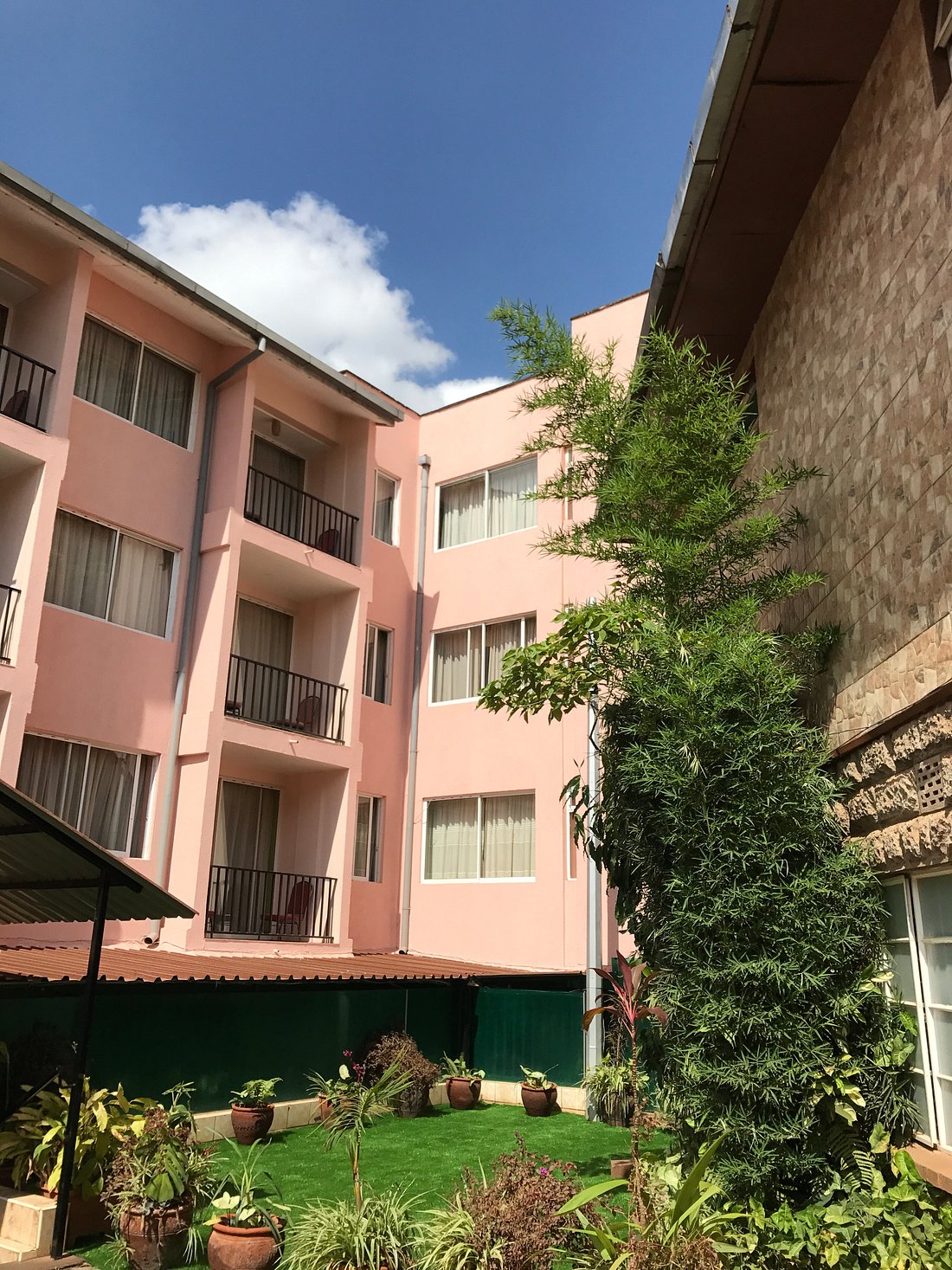 Progressive Park Hotel image 1