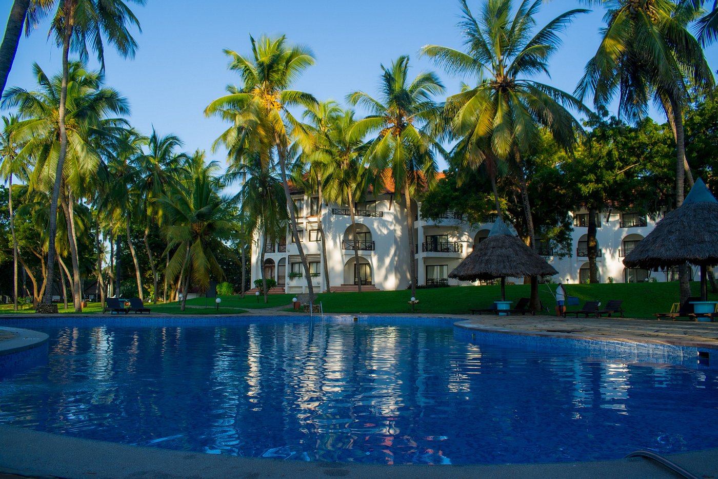 Cocoa Luxury Resort image 1