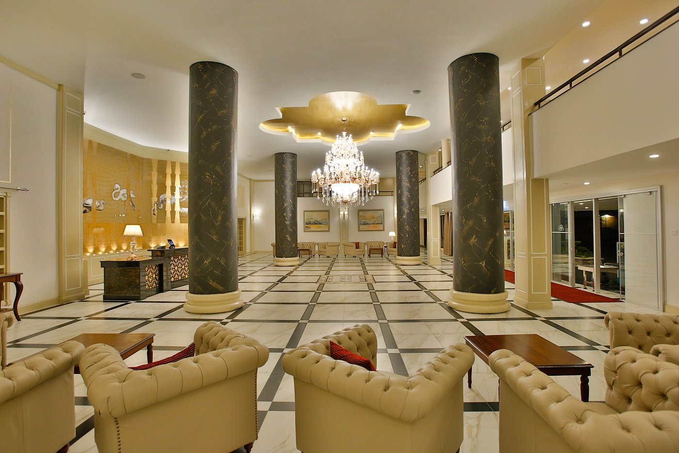 Sarova Woodlands Hotel & Spa image 1
