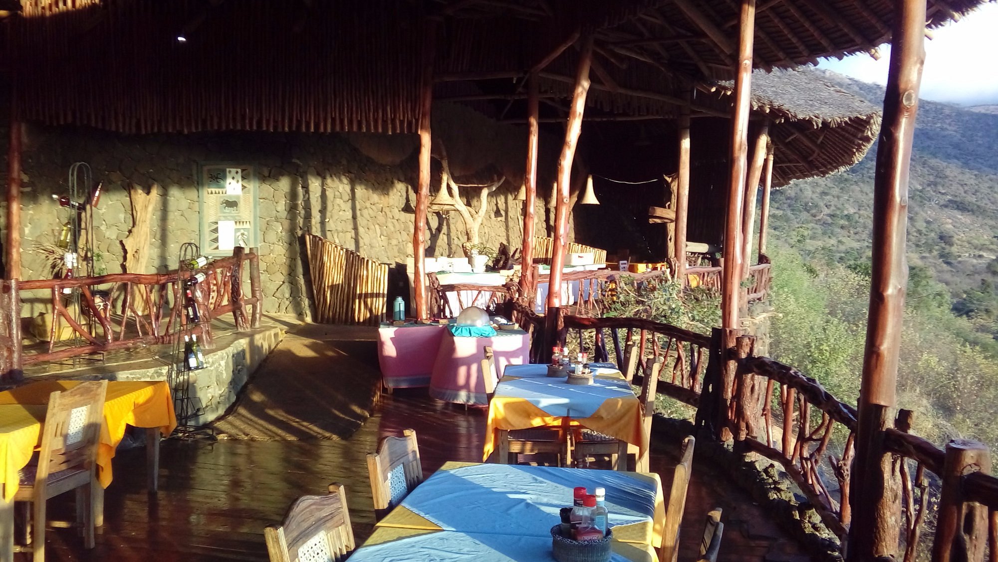 Rhino Valley Lodge image 3