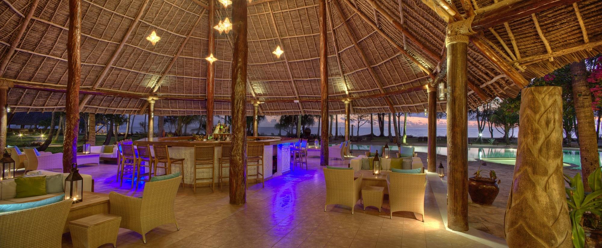 Bluebay Beach Resort image 1