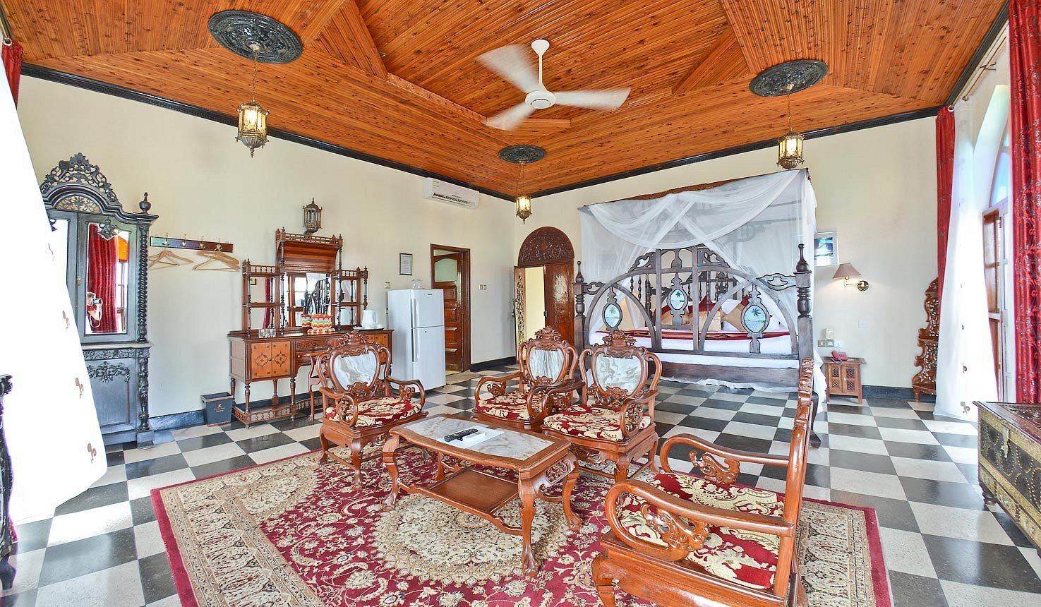 Tembo House Hotel image 3