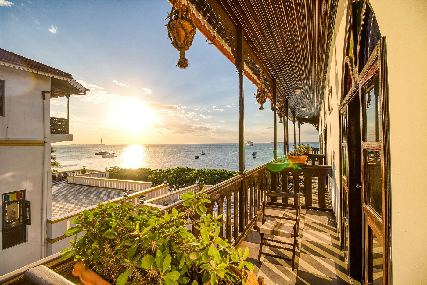 Tembo House Hotel image 2
