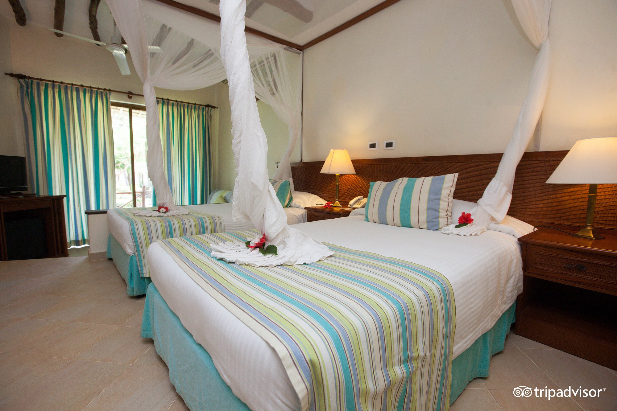 Sultan Sands Island Resort image 1