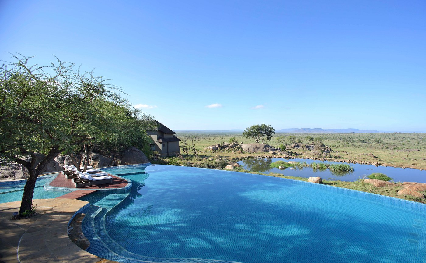 Four Seasons Safari Lodge image 1